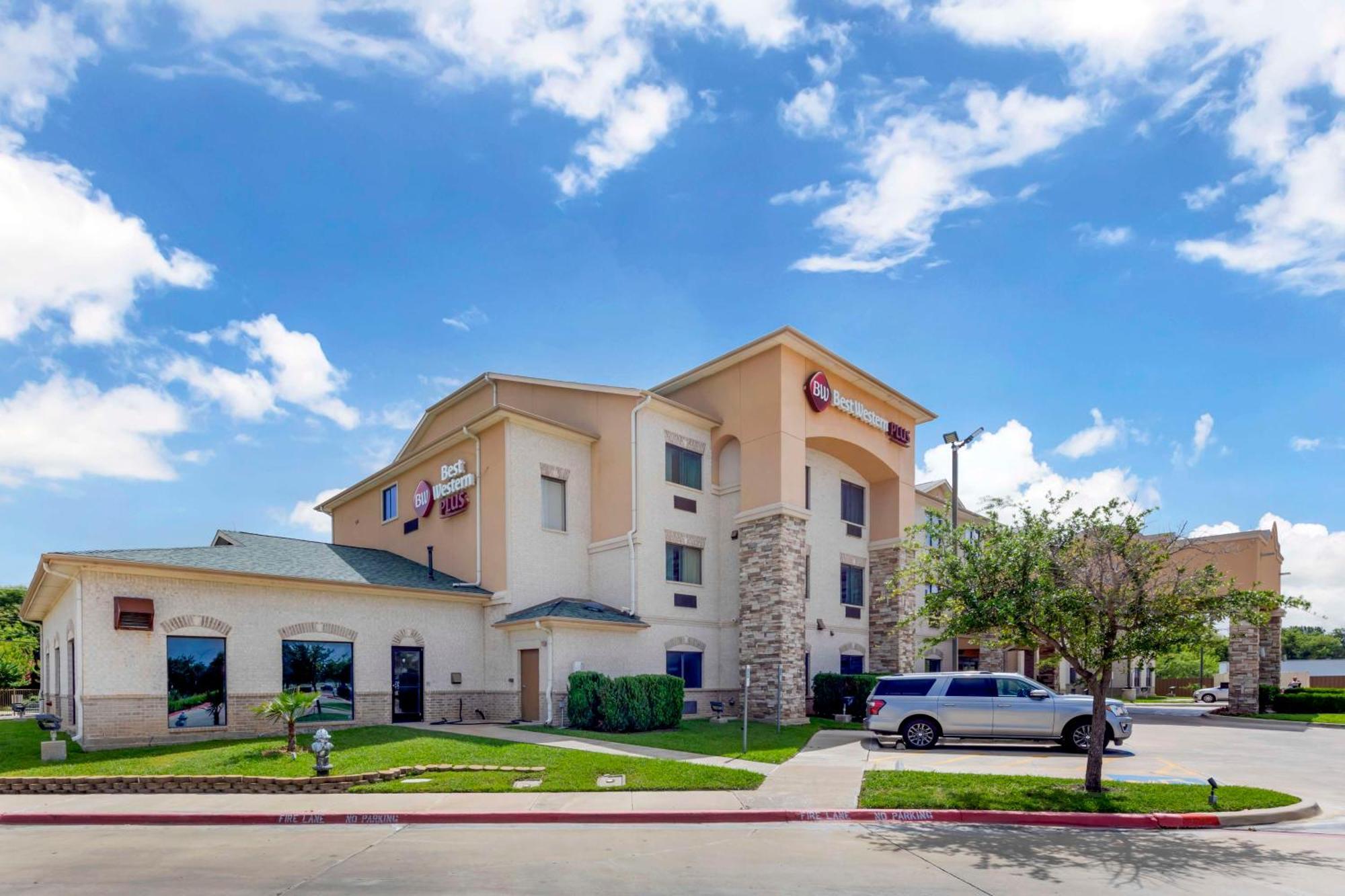 Best Western Plus Burleson Inn & Suites Eksteriør billede