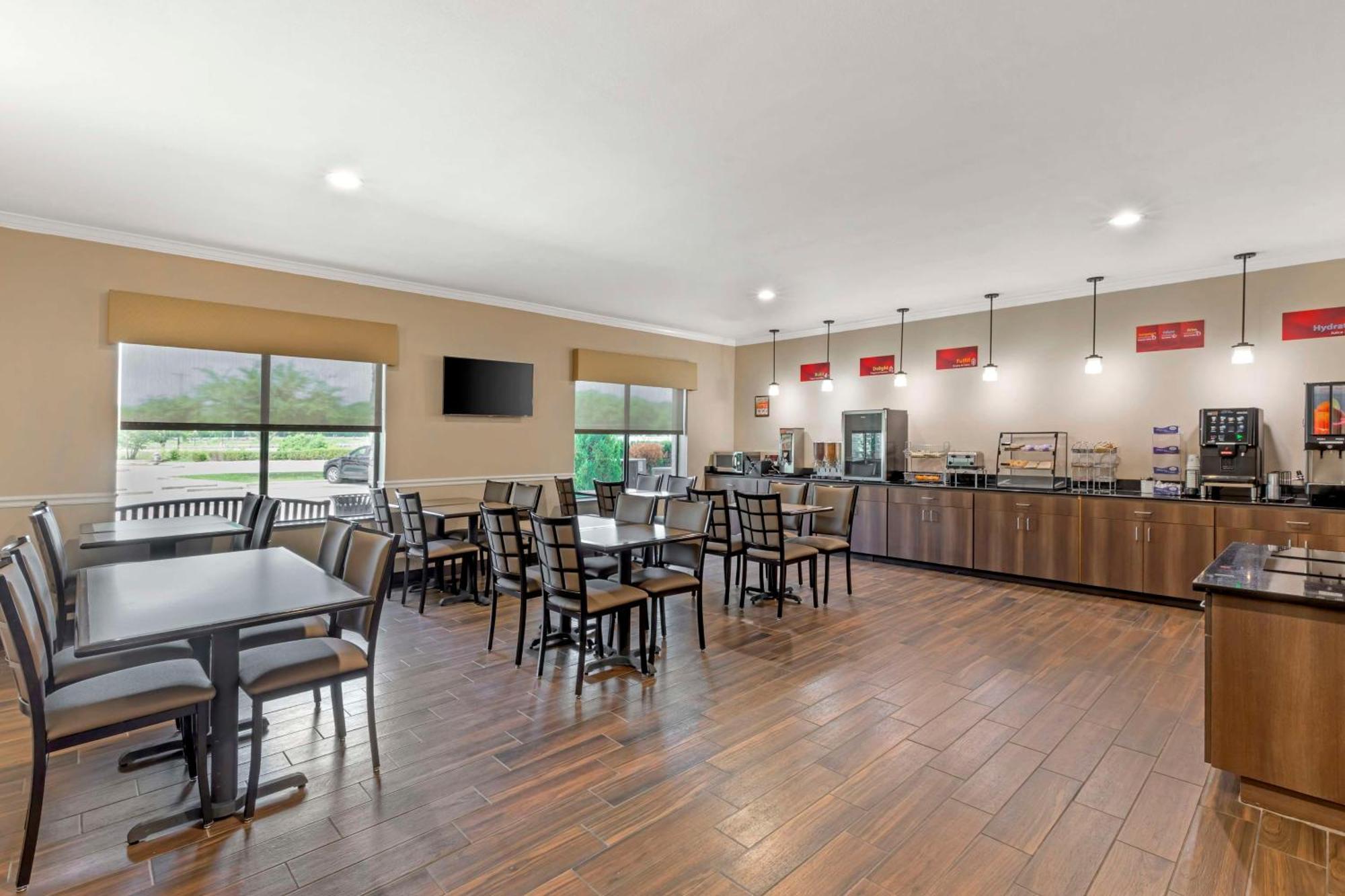 Best Western Plus Burleson Inn & Suites Eksteriør billede